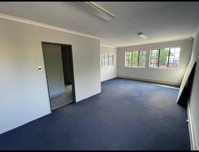 INDUSTRIAL PROPERTY TO RENT IN ROOIHUISKRAAL